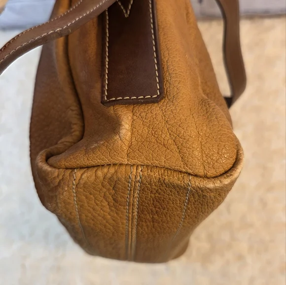 Authentic Loewe *Vintage* Tan Crossbody Bag with Suede Finish - Picture 9 of 12